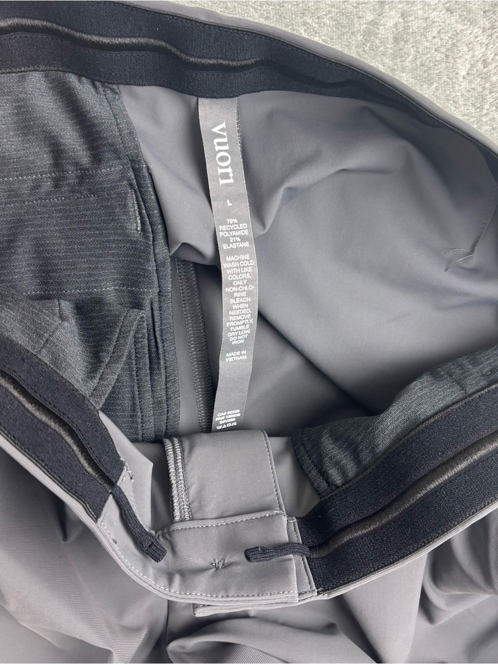 Vuori Fleet Short Mens Large Gray Stretch Performance Wicking Drawstring V386 - Picture 9 of 13